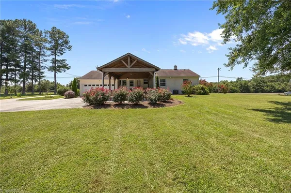 $850,000 | 9256 Us Highway, High Point, NC 27263