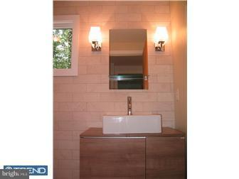 432 State Road Princeton, NJ 08540 - Photo 5 of 12 Bathroom