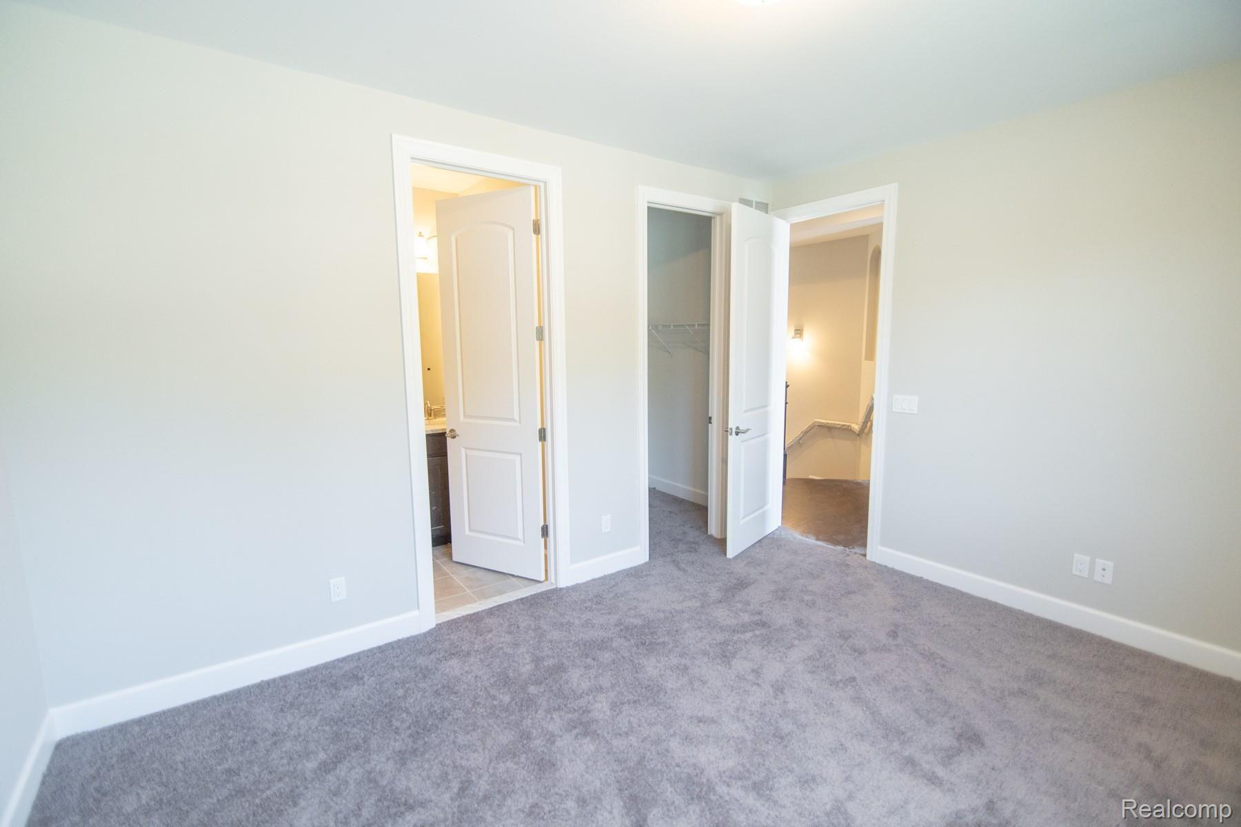 [L47-Z6]Bedroom.jpg