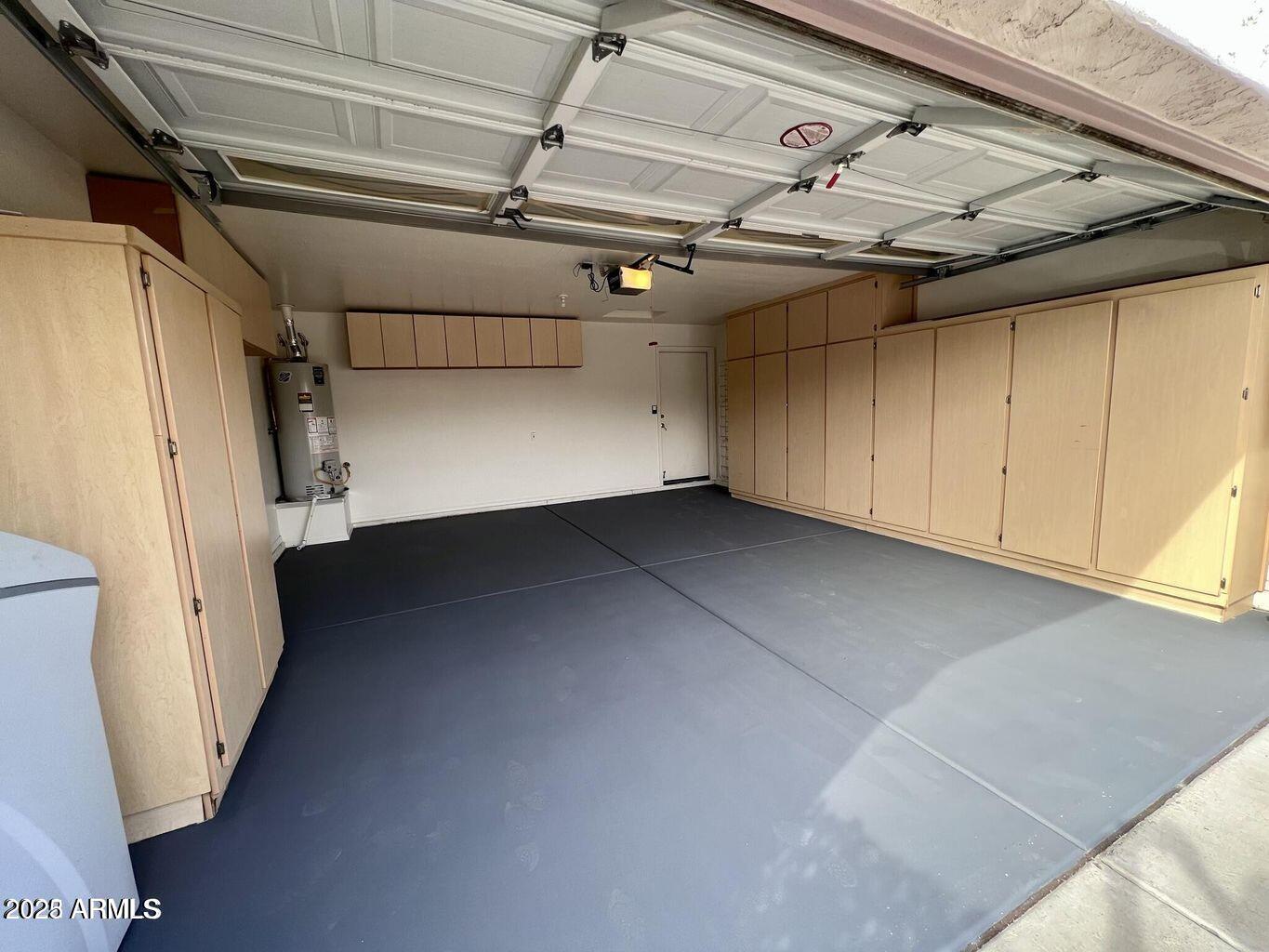 18630 North 28th Way Phoenix, AZ 85050 - Photo 9 of 18 a view of a room with racks