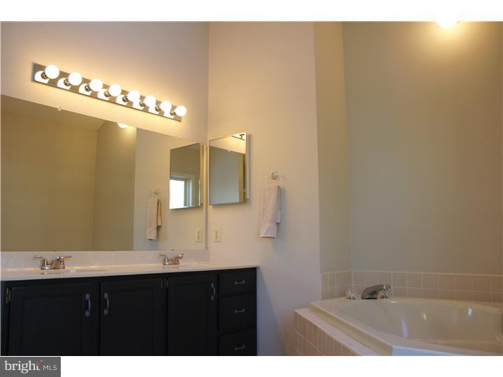 226 Broad Acres Road Lansdale, PA 19446 - Photo 15 of 20 Bathroom