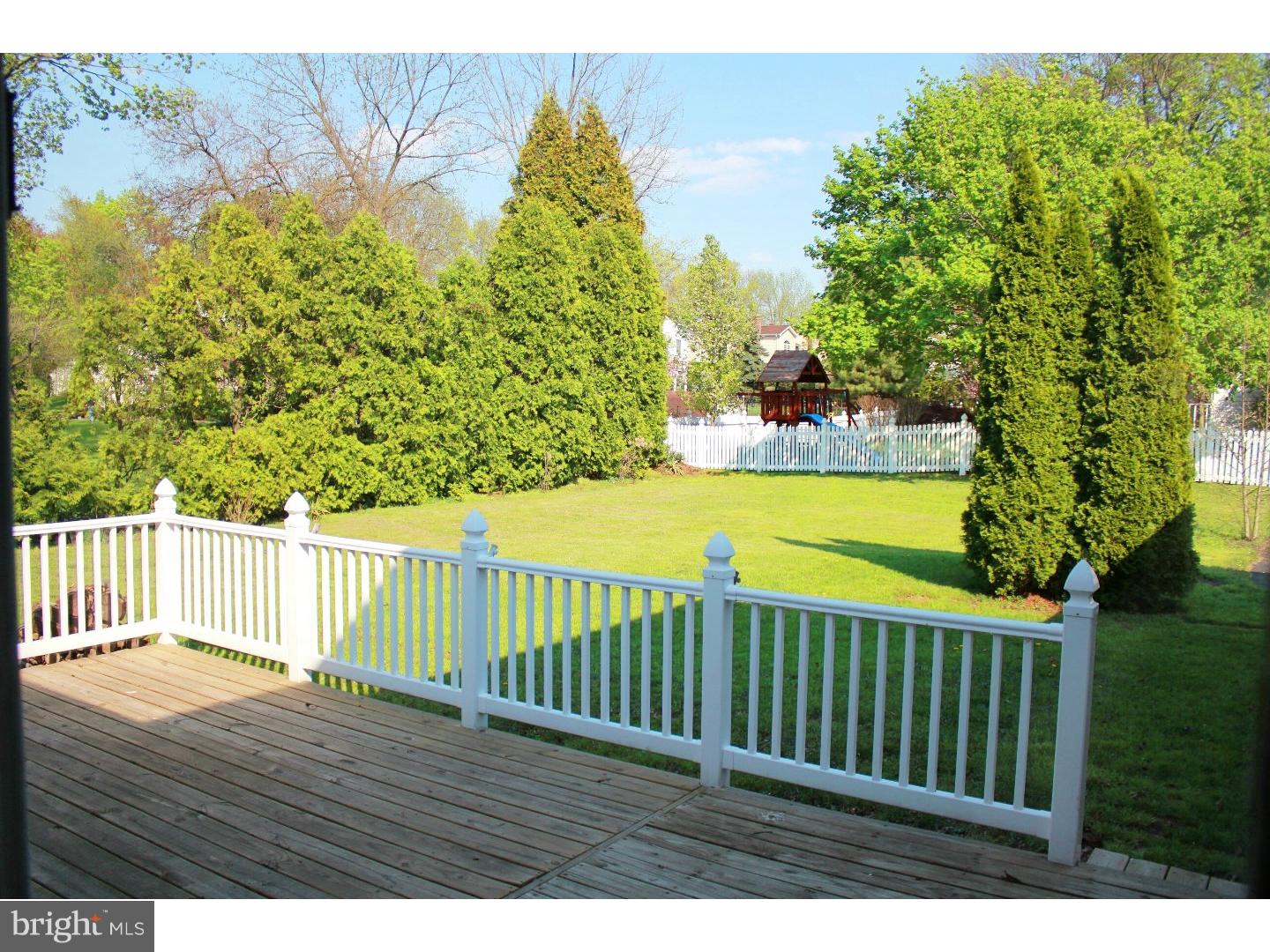 226 Broad Acres Road Lansdale, PA 19446 - Photo 19 of 20 Deck