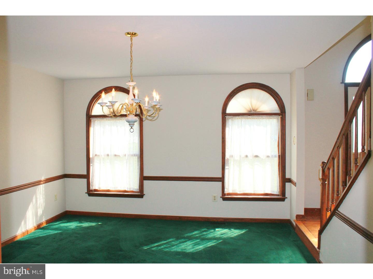 226 Broad Acres Road Lansdale, PA 19446 - Photo 10 of 20 Dining Room