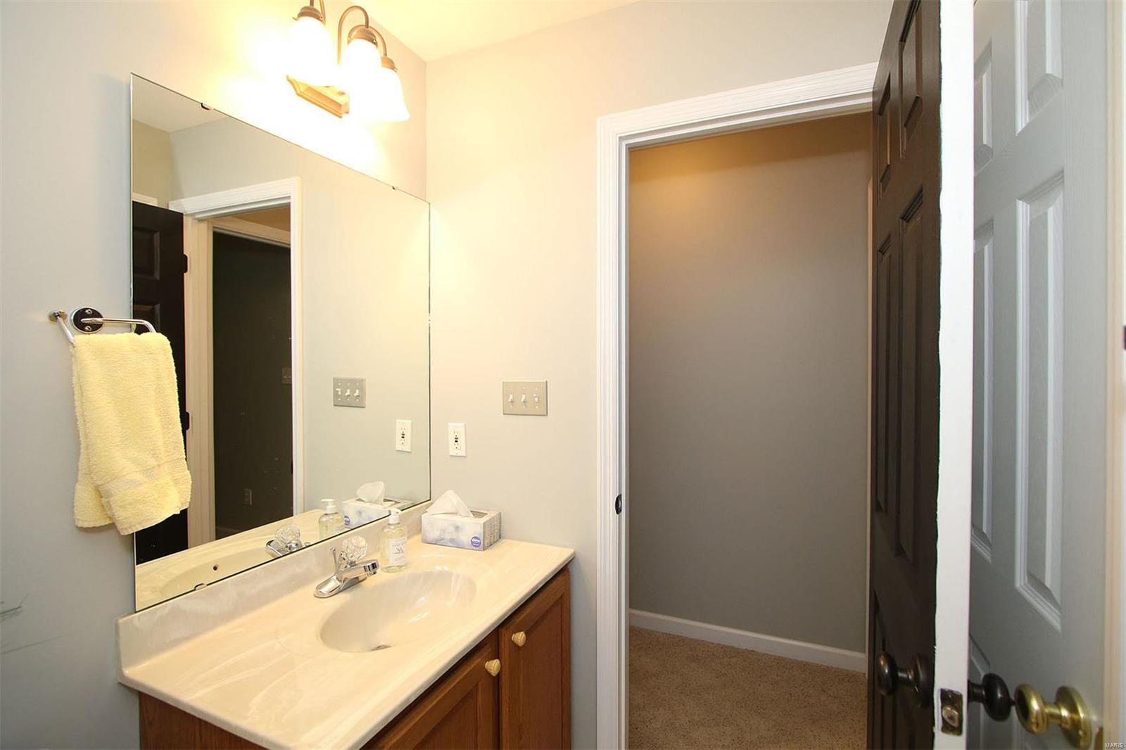 2208 Rachels Way Belleville, IL 62221 - Photo 16 of 47 Gallery Image 16