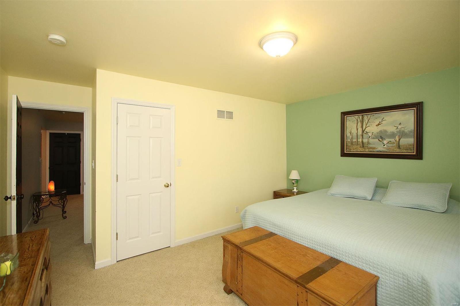 2208 Rachels Way Belleville, IL 62221 - Photo 8 of 47 Gallery Image 8