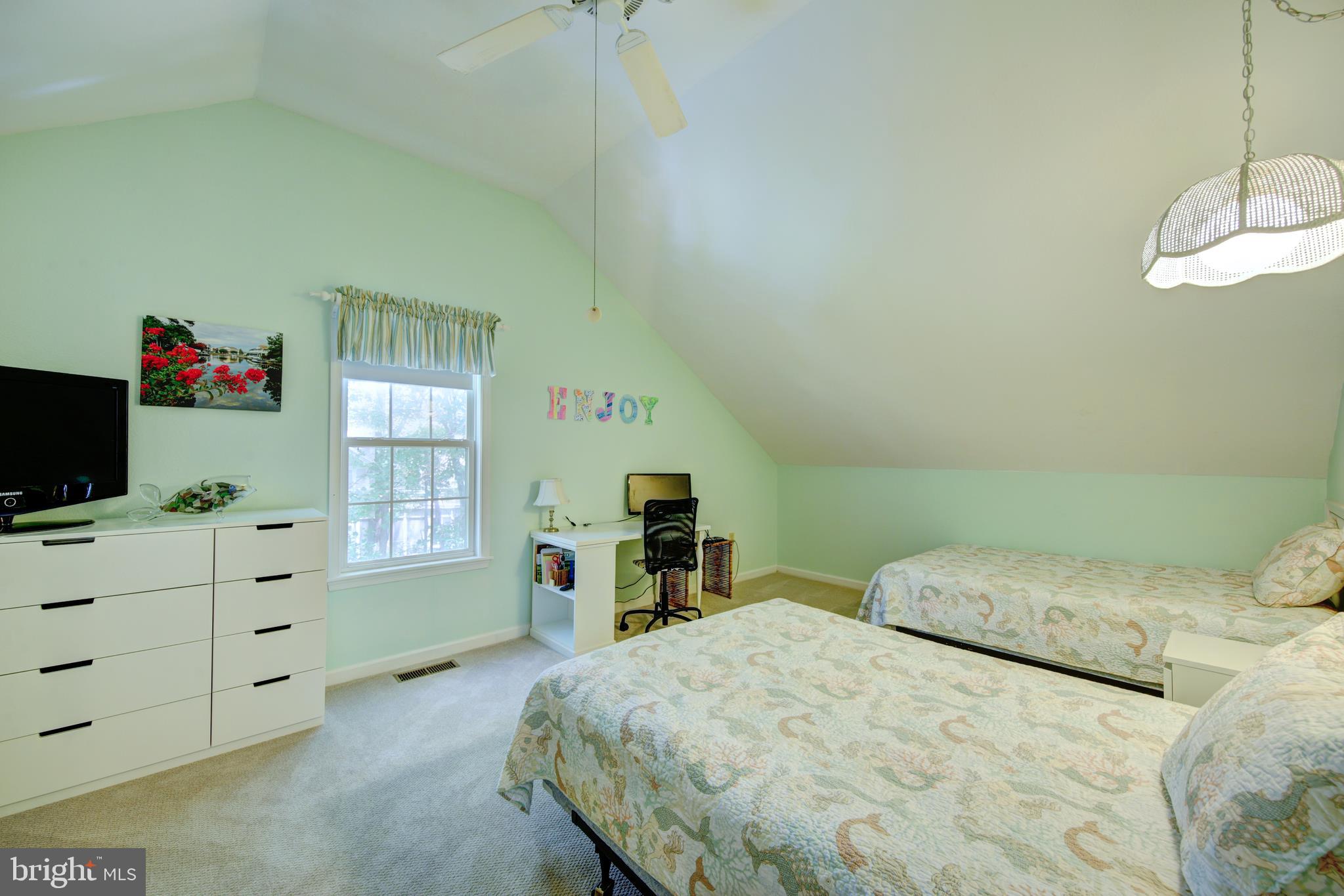 622 Sandy Point Road, Unit 30 Bethany Beach, DE 19930 - Photo 19 of 32 Gallery Image 19