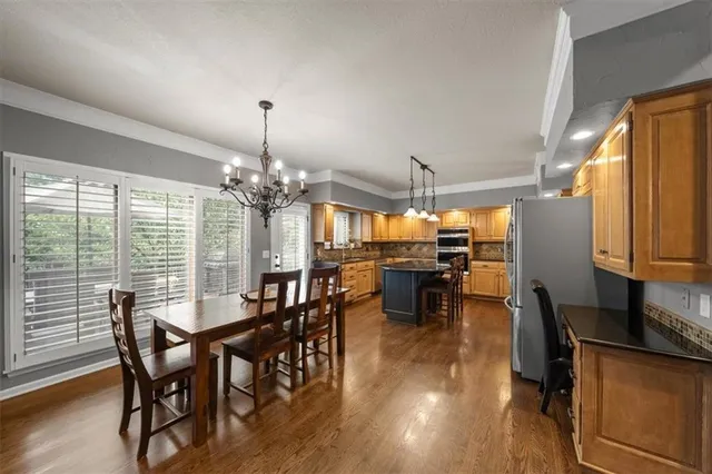 $750,000 | 8618 West 138th Terrace, Overland Park, KS 66223