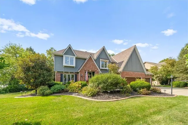 $750,000 | 8618 West 138th Terrace, Overland Park, KS 66223