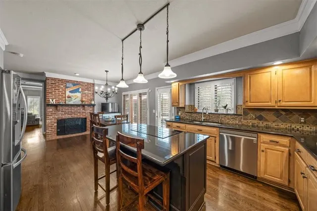 $750,000 | 8618 West 138th Terrace, Overland Park, KS 66223