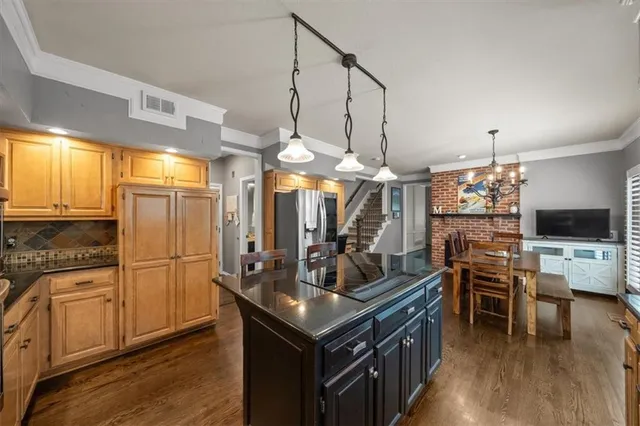 $750,000 | 8618 West 138th Terrace, Overland Park, KS 66223