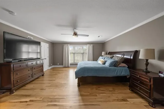 $750,000 | 8618 West 138th Terrace, Overland Park, KS 66223