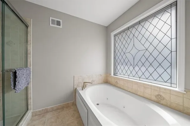 $750,000 | 8618 West 138th Terrace, Overland Park, KS 66223