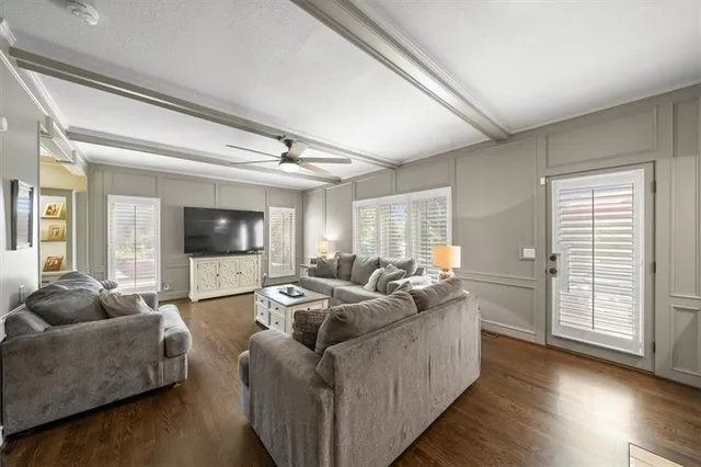 $750,000 | 8618 West 138th Terrace, Overland Park, KS 66223