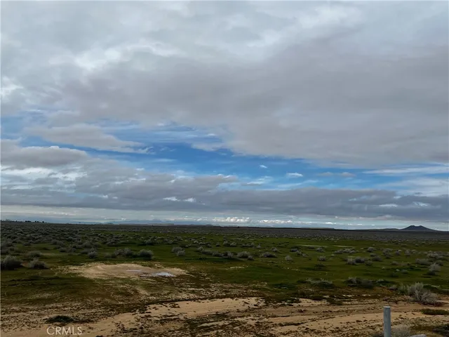 a view of a large building