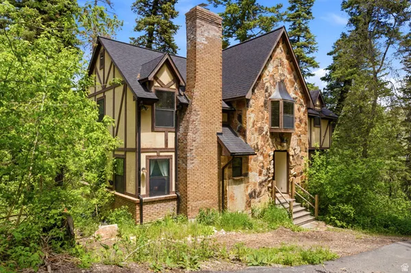 $1,695,000 | 2760 East Kaibab Circle, Unit 27, Provo, UT 84604