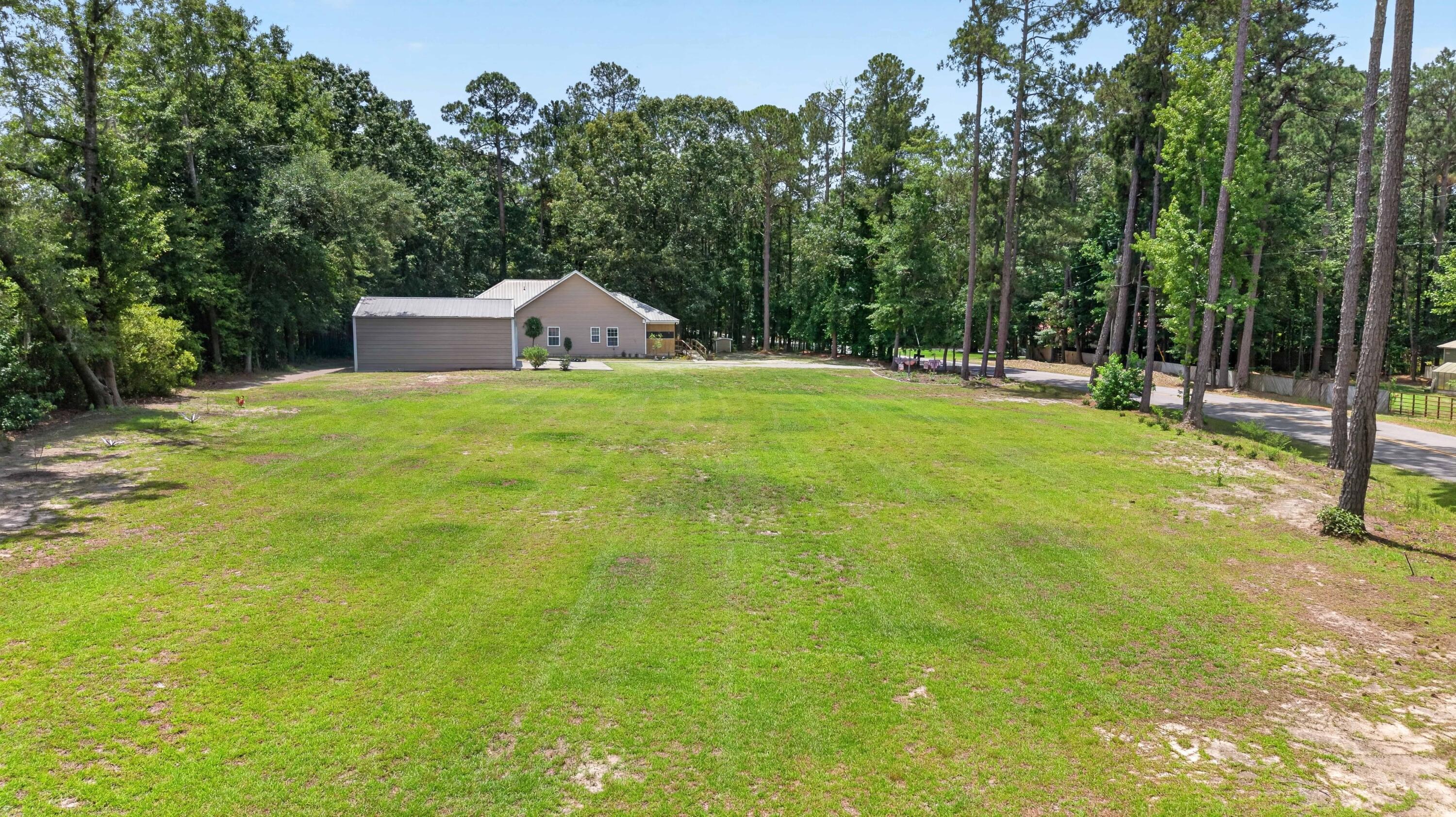 1772 Kenwood Road Manning, SC 29102 - Photo 2 of 38