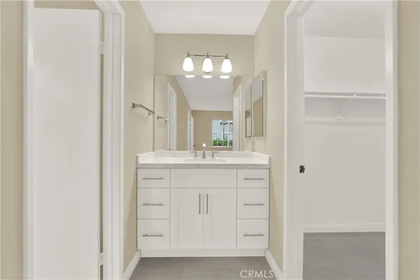 $710,000 | 6 Greenfield, Irvine, CA 92614