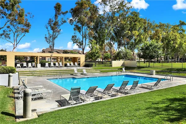 $710,000 | 6 Greenfield, Irvine, CA 92614