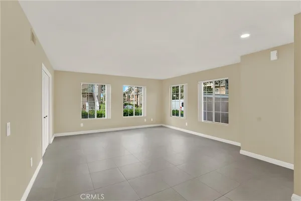 $710,000 | 6 Greenfield, Irvine, CA 92614