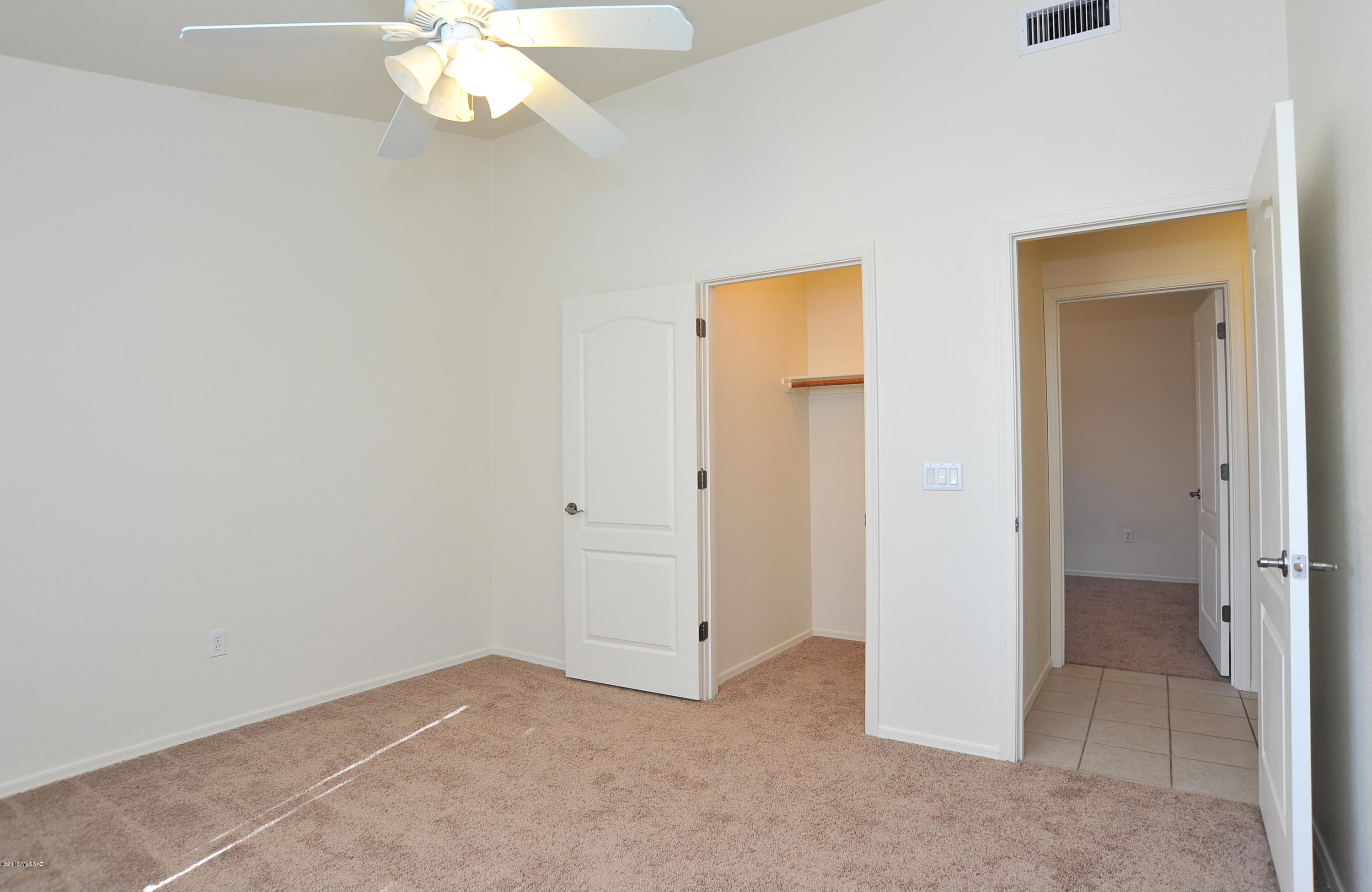 558 West Chatfield Street Vail, AZ 85641 - Photo 25 of 31 an empty room with a bathroom