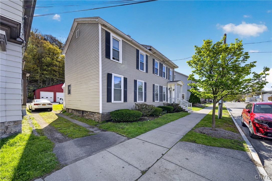 284 Genesee Street Sullivan, NY 13037 - Photo 3 of 44