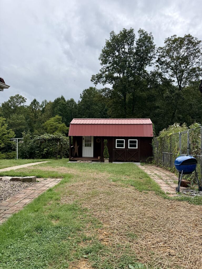 208 West F Sullivan Road Scarbro, WV 25917 - Photo 22 of 32 Gallery Image 22