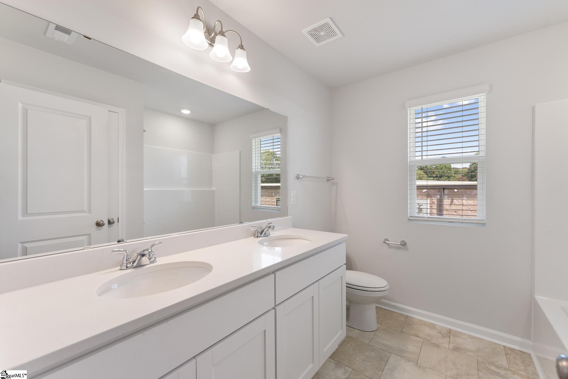 7114 Wingate Drive Inman, SC 29349 - Photo 29 of 35 Bathroom 3
