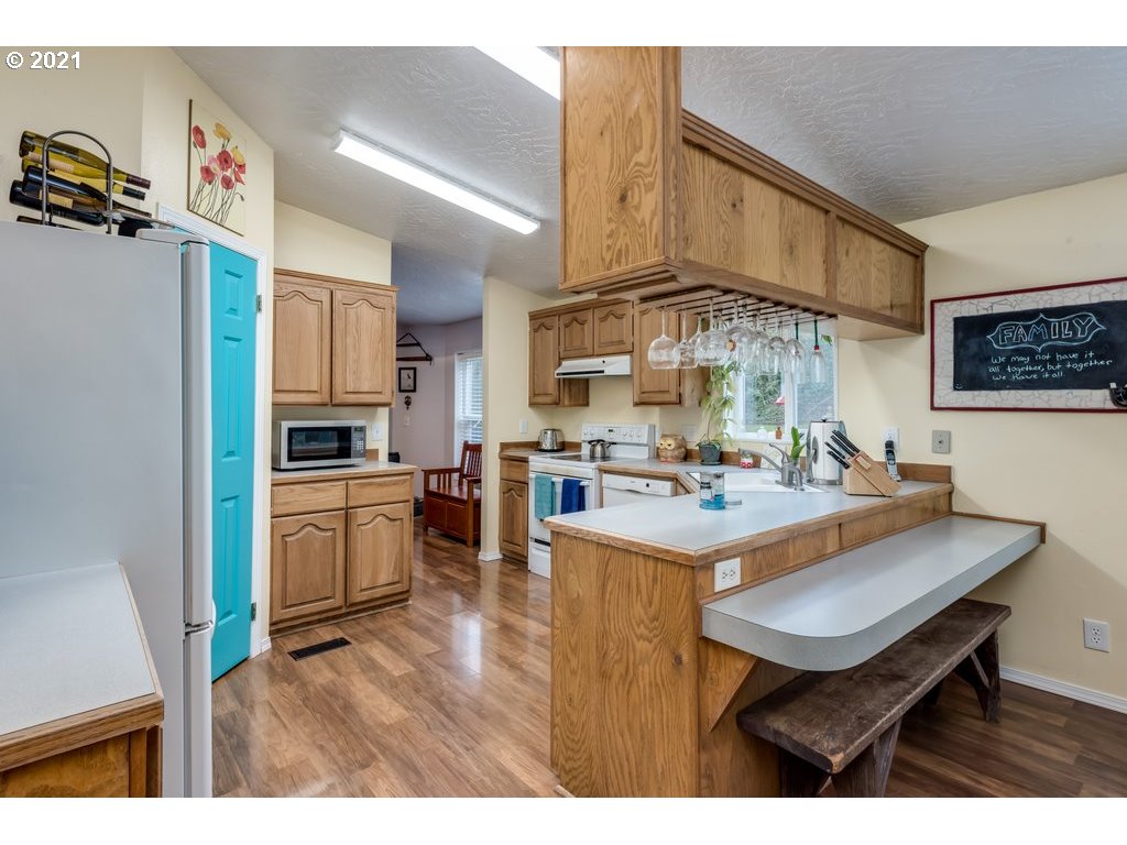 15405 South Wave Road Mulino, OR 97042 - Photo 9 of 32 Gallery Image 9