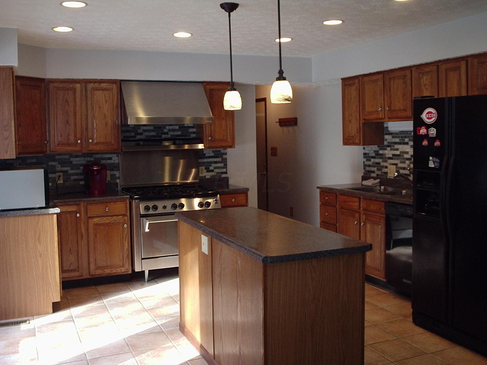 10451 Mc Intosh Road Pataskala, OH 43062 - Photo 2 of 5