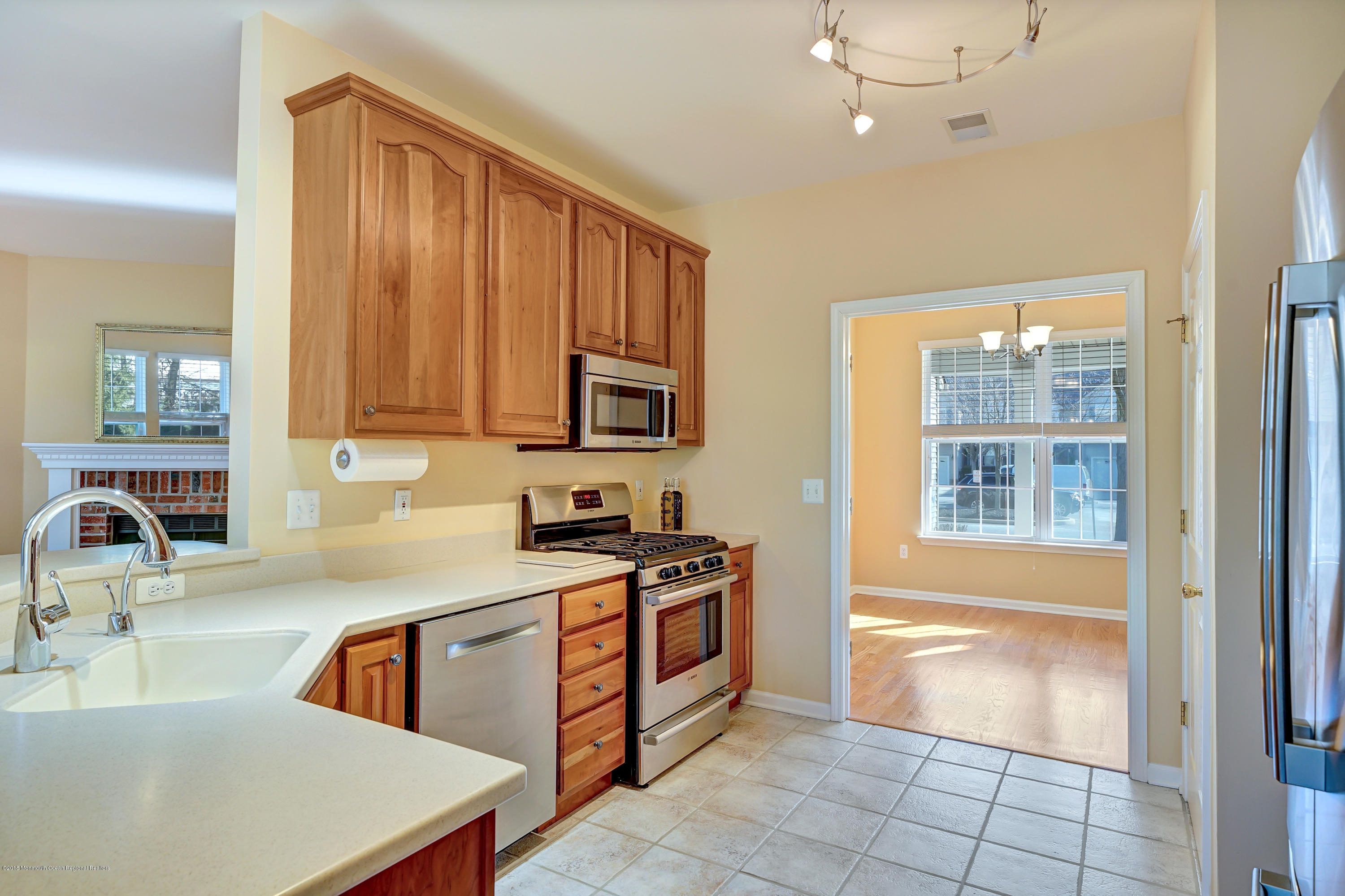 3 Courtyard Lane Brielle, NJ 08730 - Photo 15 of 36 21