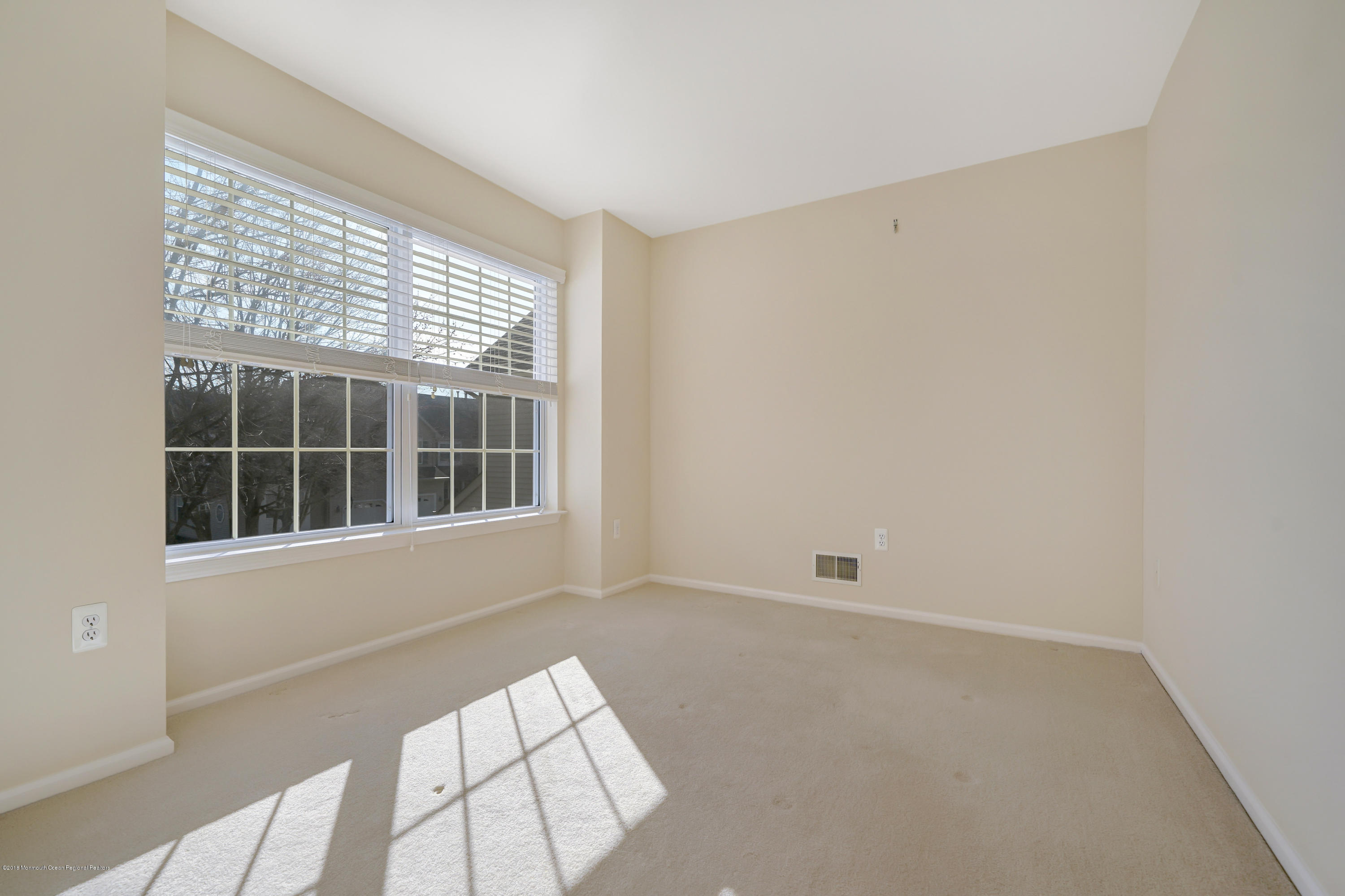 3 Courtyard Lane Brielle, NJ 08730 - Photo 31 of 36 30