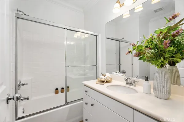 $1,358,000 | 171 Stepping Stone, Irvine, CA 92603