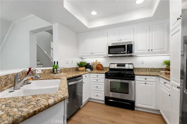 $1,358,000 | 171 Stepping Stone, Irvine, CA 92603