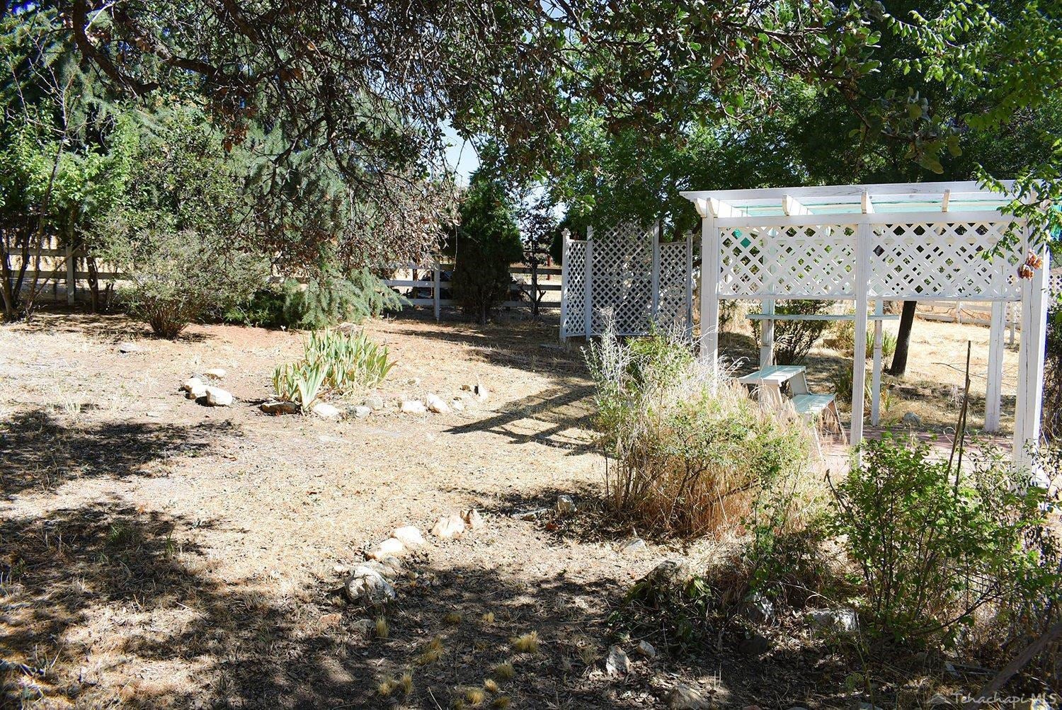 21808 Chestnut Court Tehachapi, CA 93561 - Photo 25 of 29 Gallery Image 25