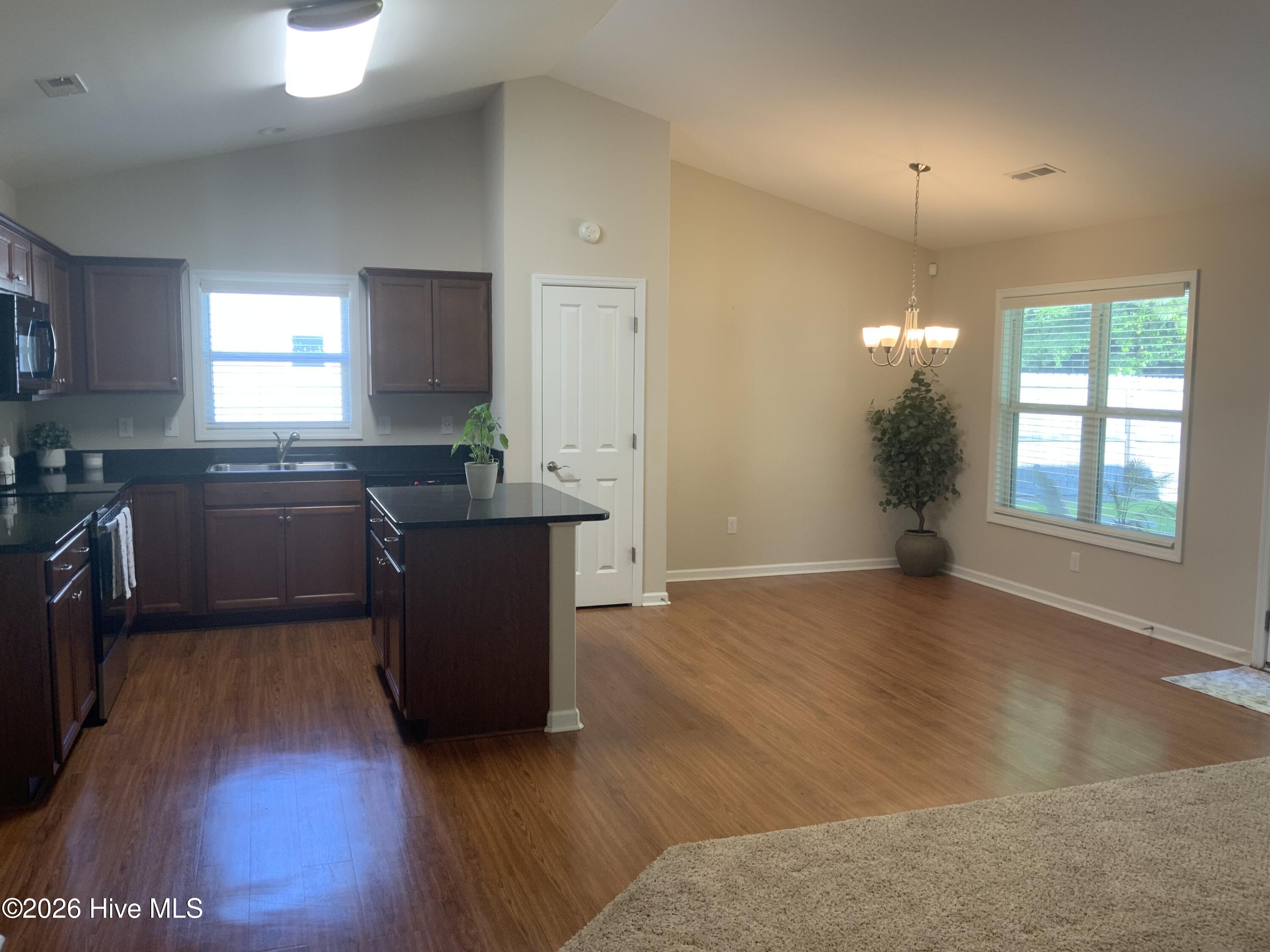 306 Station House Road New Bern, NC 28562 - Photo 4 of 16