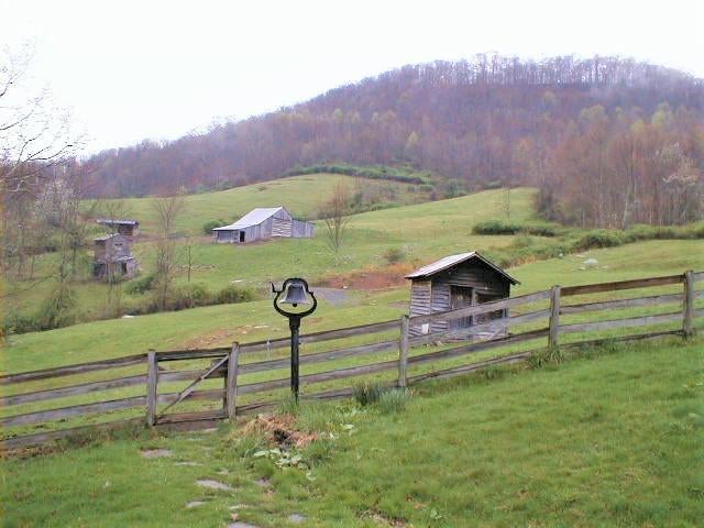 248 Somerset Farm Road Meadow Bridge, WV 25976 - Photo 44 of 98 Gallery Image 44