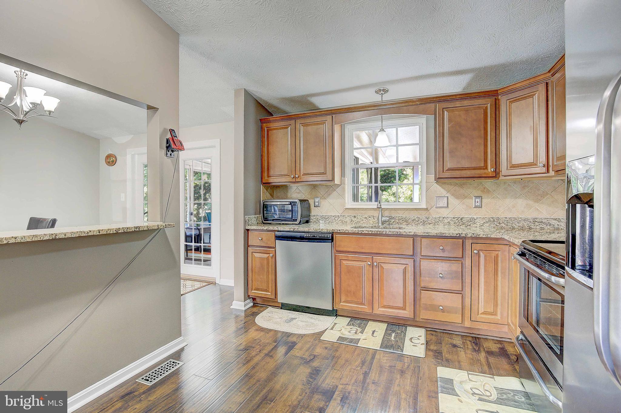 529 Fuselage Avenue Baltimore, MD 21221 - Photo 14 of 42 Gallery Image 14
