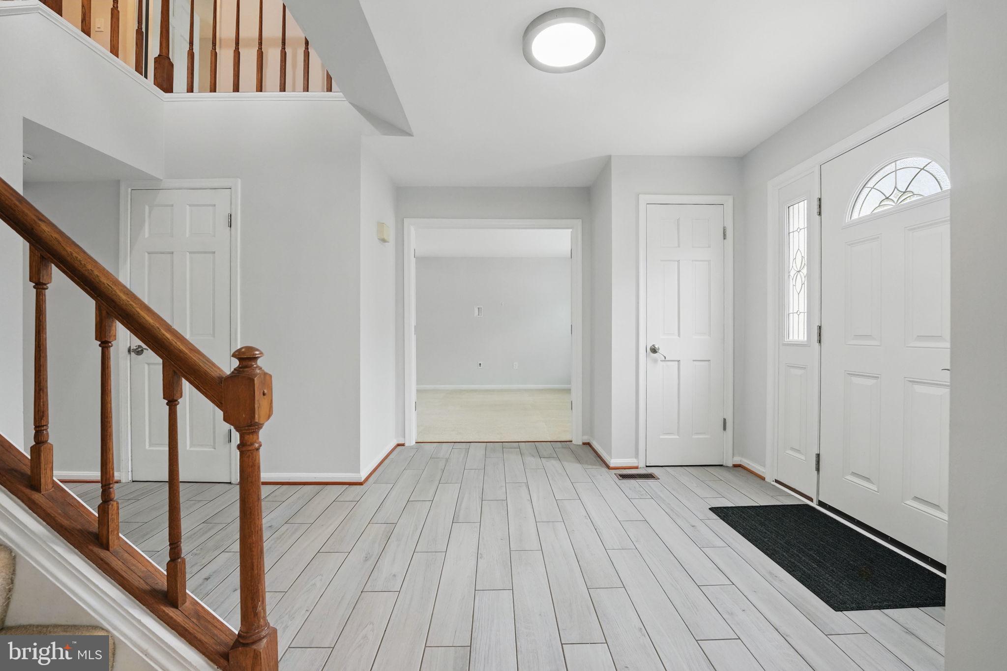 7700 Gralnick Place Springfield, VA 22153 - Photo 23 of 62 Foyer