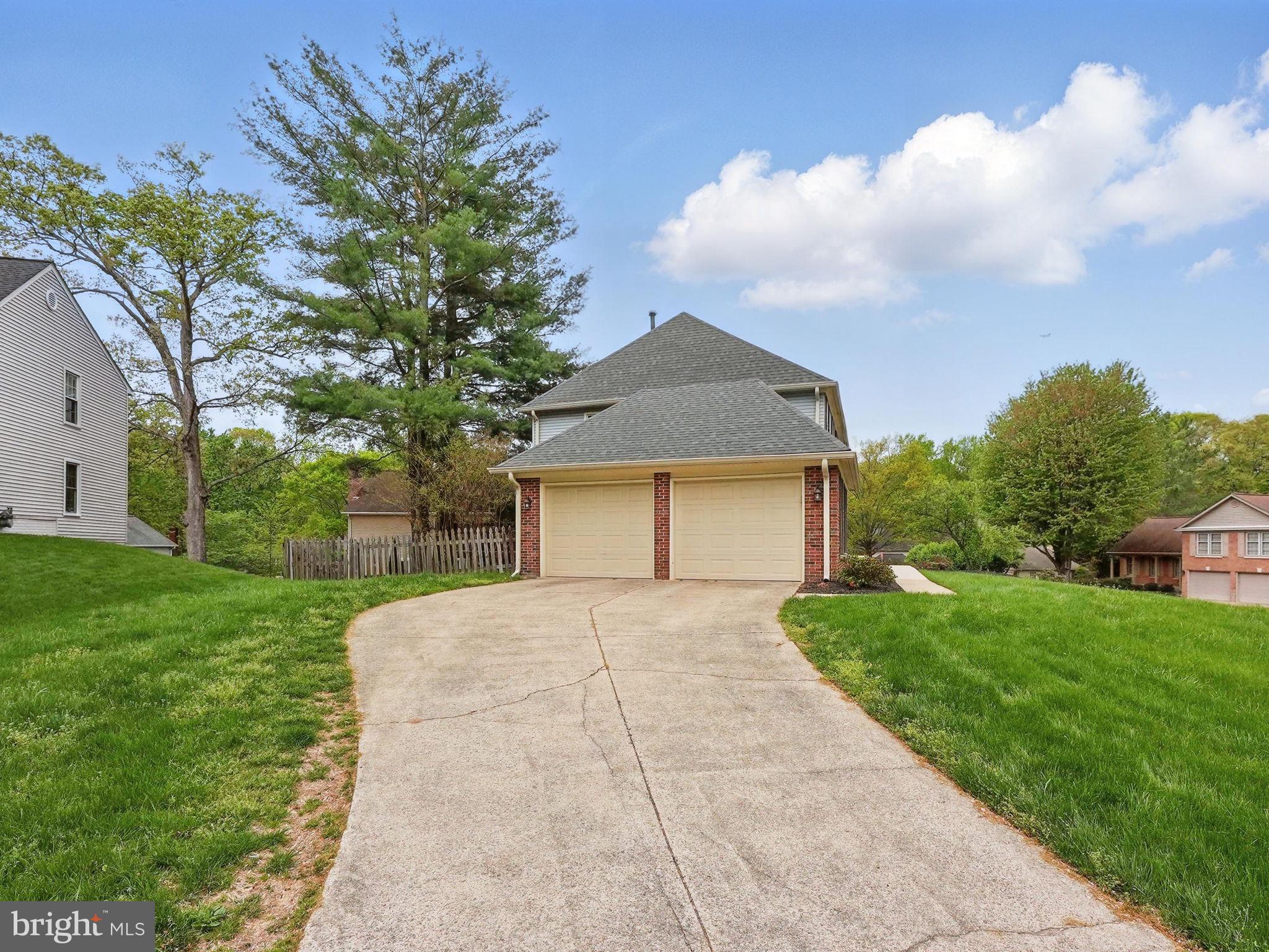 7700 Gralnick Place Springfield, VA 22153 - Photo 44 of 62 2 Car Side Garage & Huge Driveway