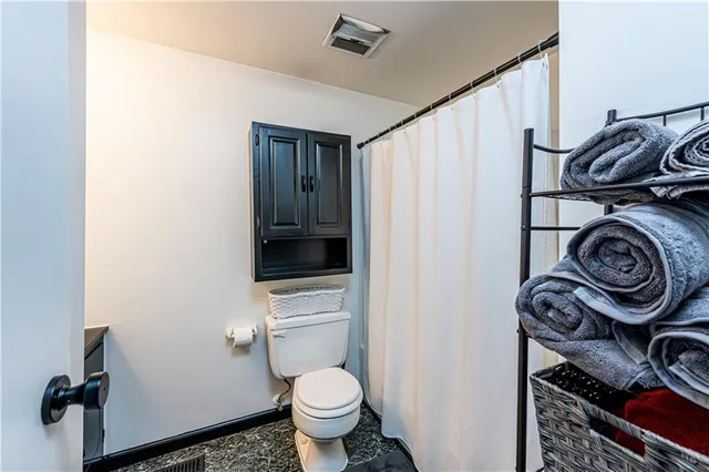 $275,000 | 23 Seneca Drive, Greensburg, PA 15601