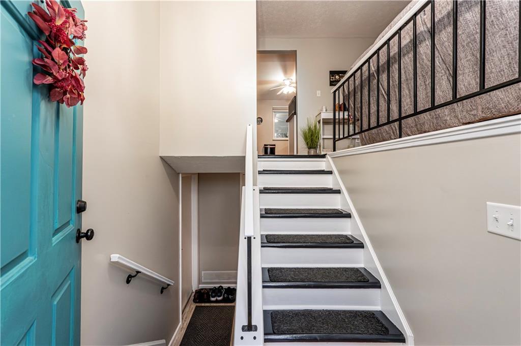 23 Seneca Drive Greensburg, PA 15601 - Photo 8 of 36 a view of entryway and hall with wooden floor