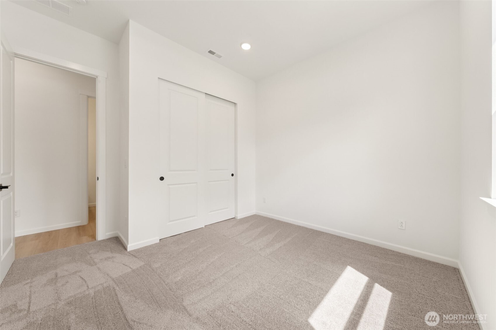 954 Lucas Avenue, Unit 23 Buckley, WA 98321 - Photo 12 of 26