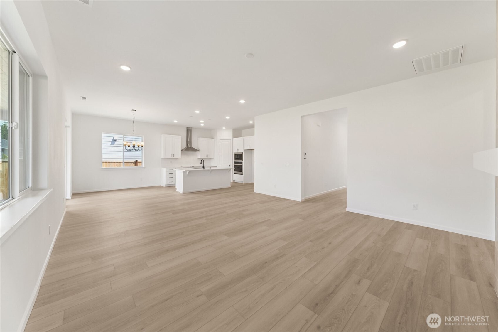 954 Lucas Avenue, Unit 23 Buckley, WA 98321 - Photo 4 of 26