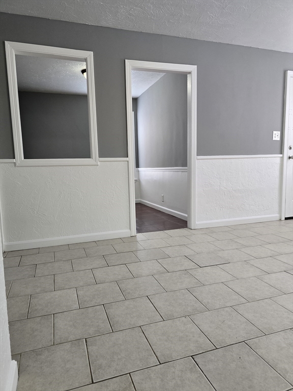 40 Aetna Street, Unit 3 Fall River, MA 02724 - Photo 3 of 11