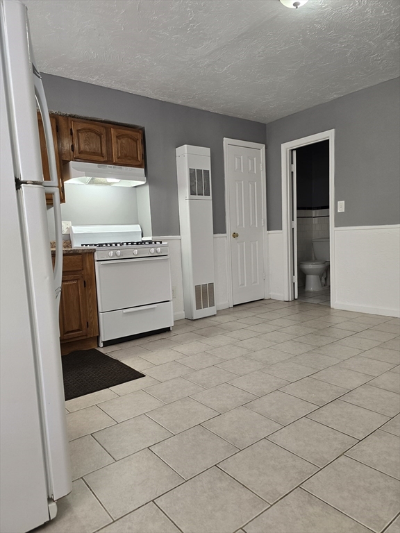 40 Aetna Street, Unit 3 Fall River, MA 02724 - Photo 7 of 11