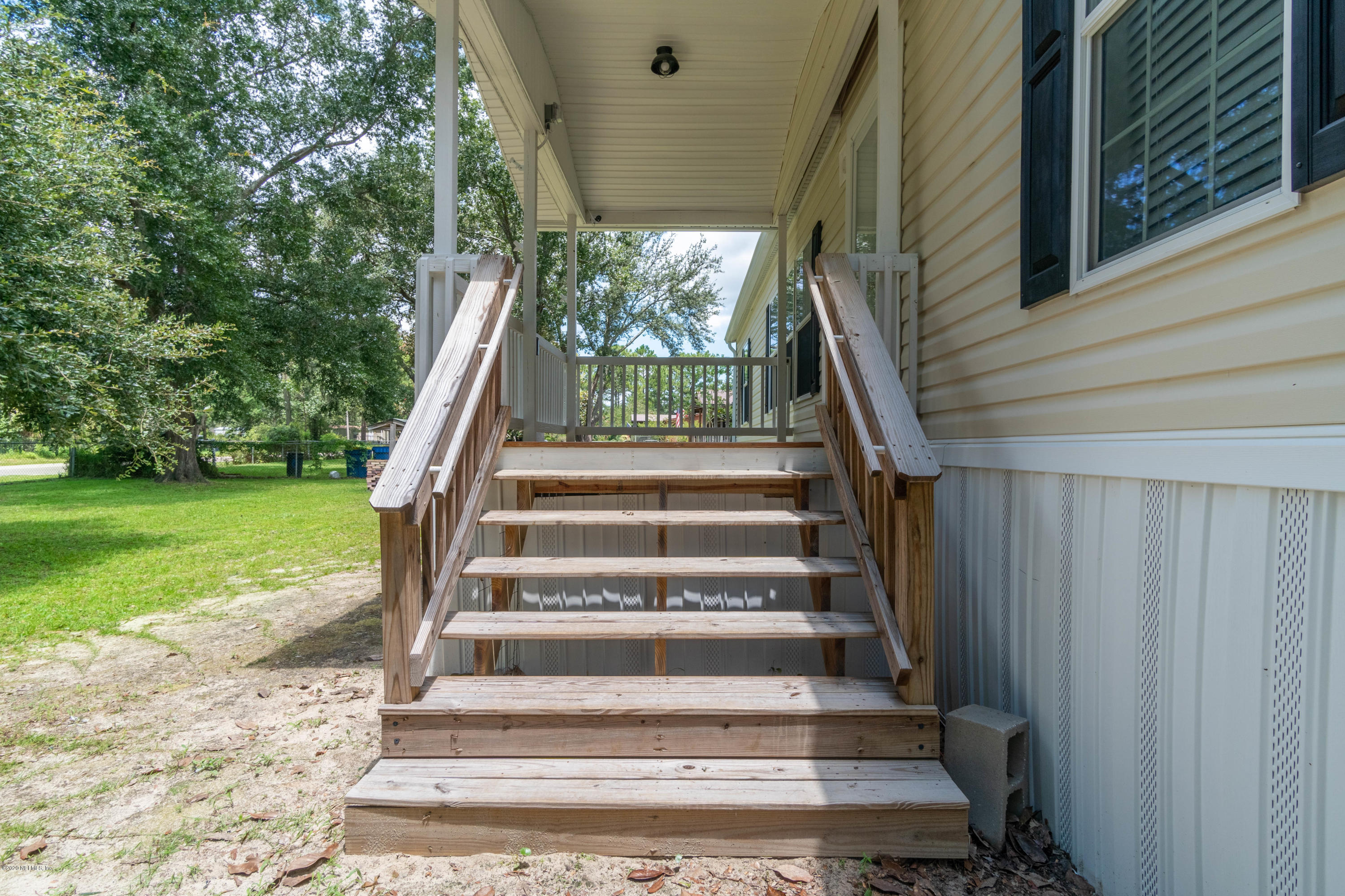 12425 Sapp Road Jacksonville, FL 32226 - Photo 5 of 52 House Photo-9