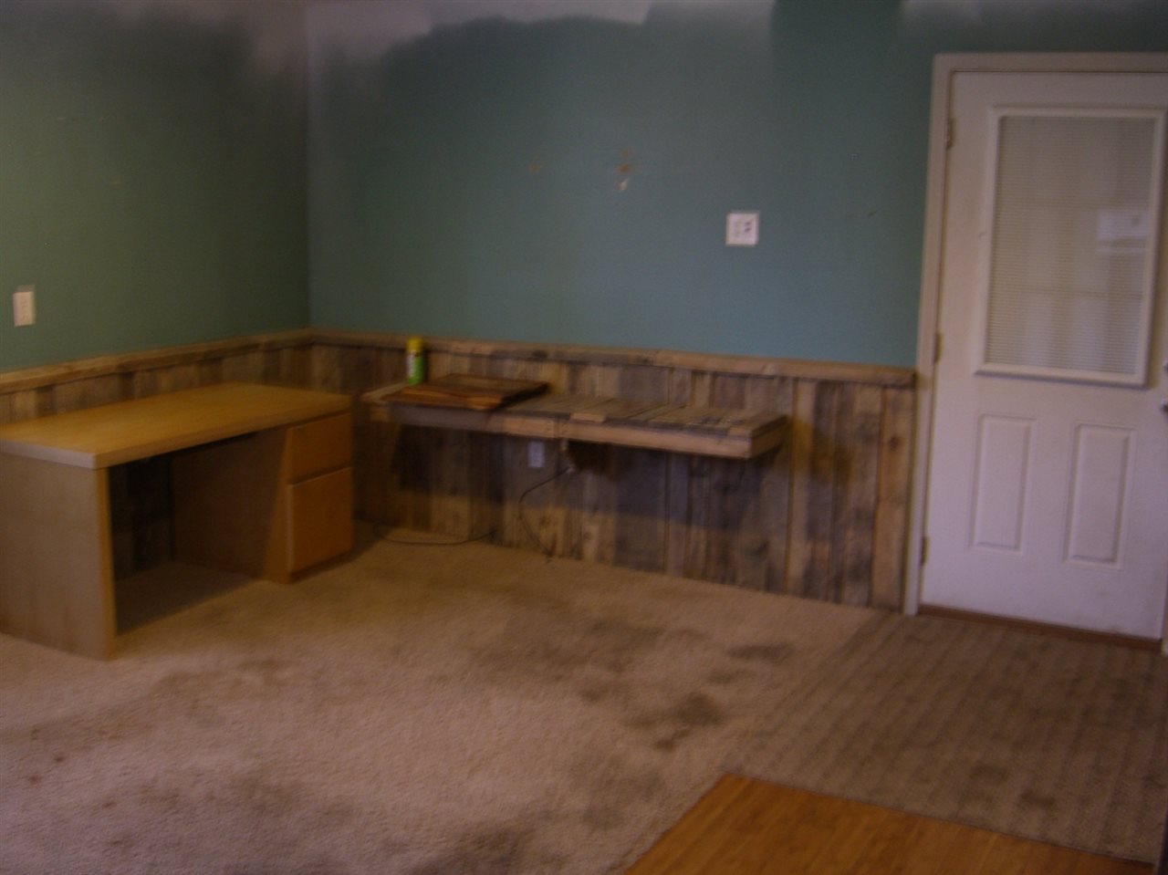 77435 Capac Road Armada, MI 48005 - Photo 41 of 45 Family Rm - needs work