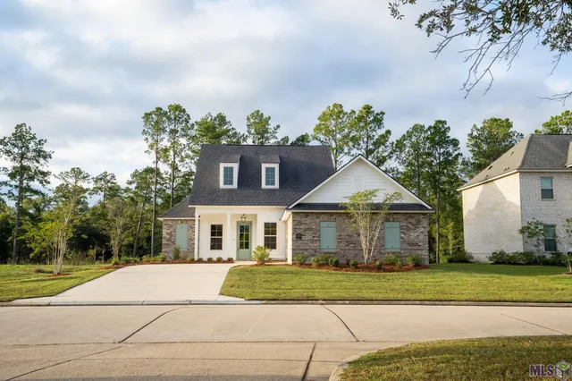 $409,000 | 30652 Blue Wing Crescent, Springfield, LA 70462