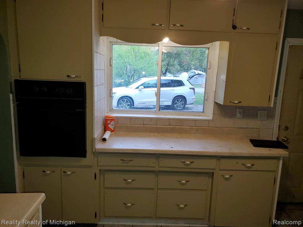1035 West Stanley Road Mount Morris, MI 48458 - Photo 22 of 34 Gallery Image 22