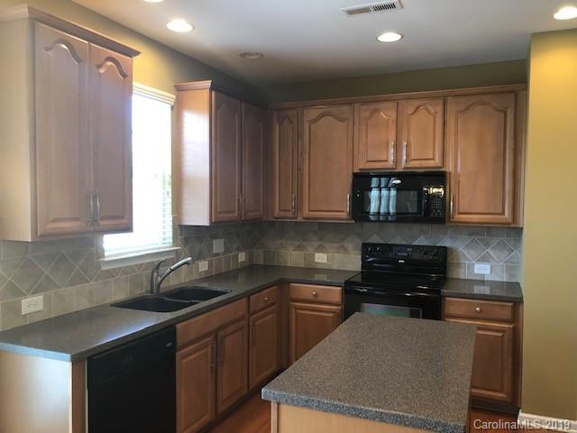 6414 Del Rio Road, Unit 317 Charlotte, NC 28277 - Photo 13 of 27 Gallery Image 13